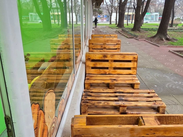 Дава се под наем Промишлена сграда в Пловдив, Кючук Париж - 80 кв.м за 56666.61 € - Снимка #1