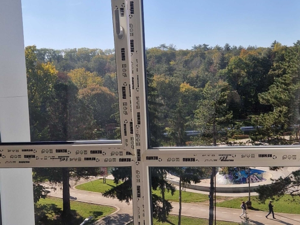 Двустаен апартамент в Добрич, Свети Георги - 70 кв.м за 1715 €/кв.м - Снимка #1