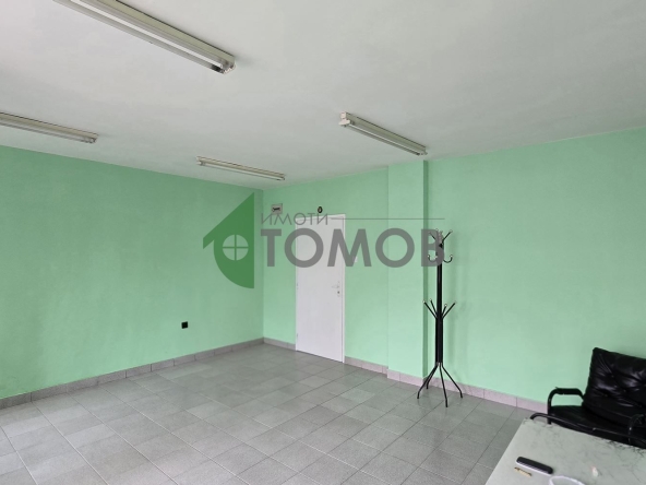 Дава се под наем Офис в Стара Загора, Център - 30 кв.м за 248.88 € - Снимка #1