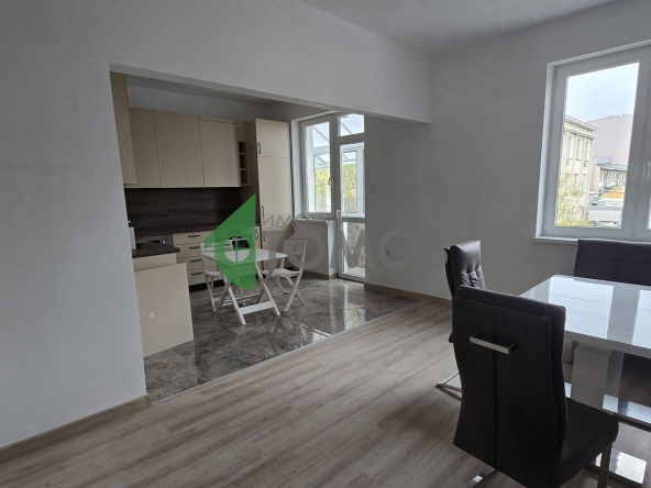 Дава се под наем Двустаен апартамент в Стара Загора, Център - 73 кв.м за 478.38 € - Снимка #1