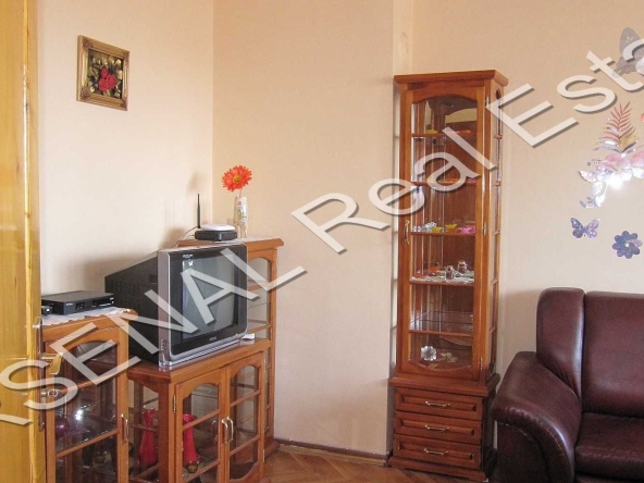Дава се под наем Двустаен апартамент в София, Център - 65 кв.м за 500 € - Снимка #1
