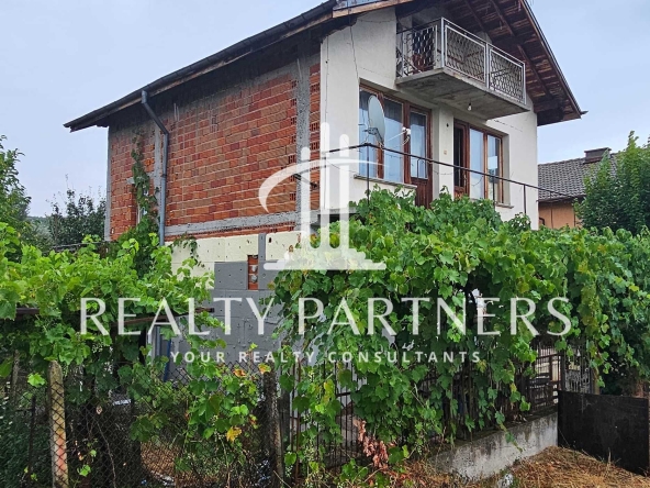 Къща в с. Ярджиловци, Област Перник - 190 кв.м за 432 €/кв.м - Снимка #1