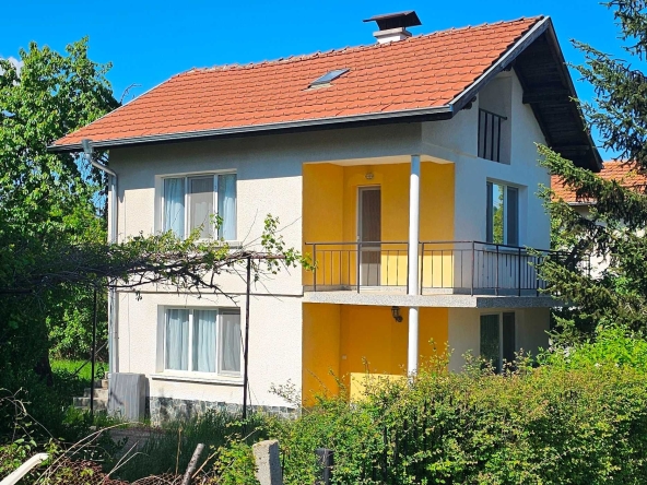 Къща в с. Ковачевци, Област Перник - 120 кв.м за 800 €/кв.м - Снимка #1