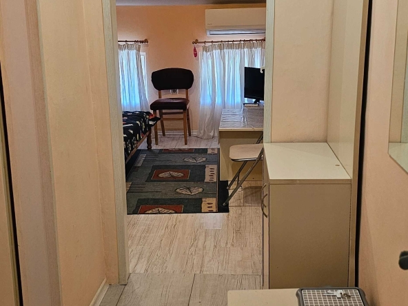 Дава се под наем Ателие в Пловдив, Христо Смирненски - 20 кв.м за 76.5 € - Снимка #1