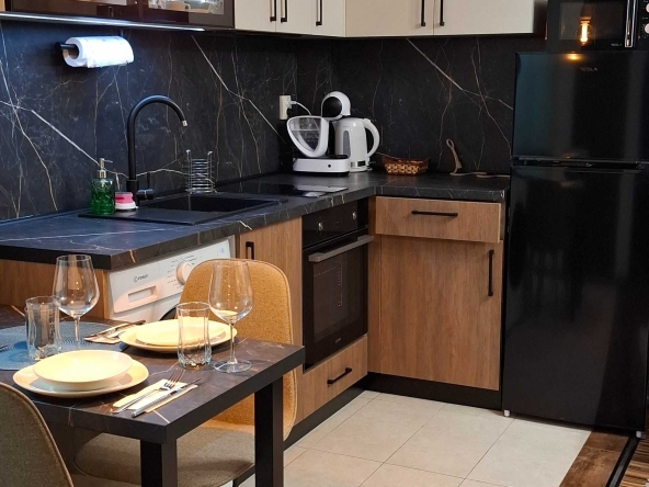 Дава се под наем Едностаен апартамент в Банско - 30 кв.м за 81.6 € - Снимка #1