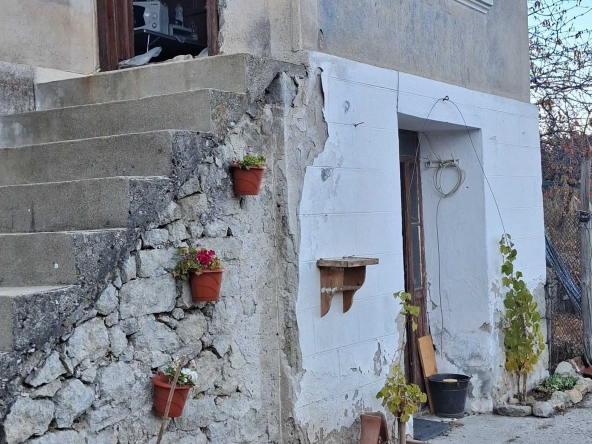 Къща в Асеновград - 82 кв.м за 976 €/кв.м - Снимка #1