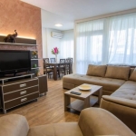 Дава се под наем Двустаен апартамент в София, Център - 71 кв.м за 523.26 € - Снимка #1