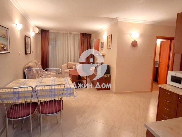 Двустаен апартамент в к.к. Слънчев бряг - 69 кв.м за 1196 €/кв.м - Снимка #1
