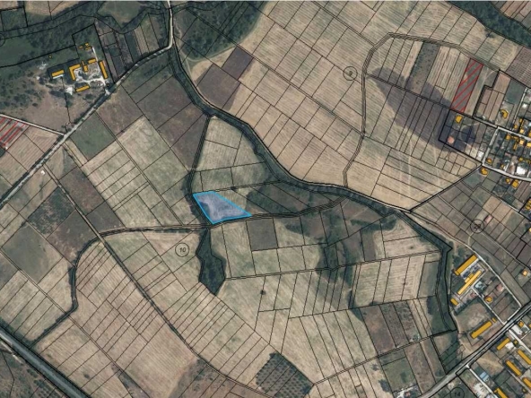 Парцел в Асеновград - 1933 кв.м за 6 €/кв.м - Снимка #1