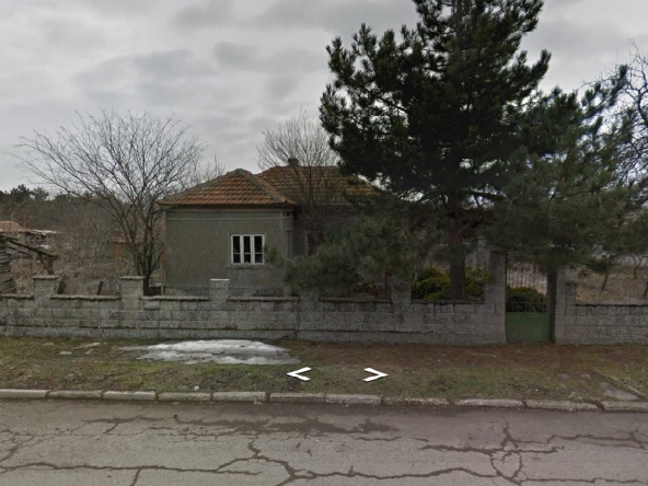 Къща в с. Змеево, Област Добрич - 89 кв.м за 81 €/кв.м - Снимка #1