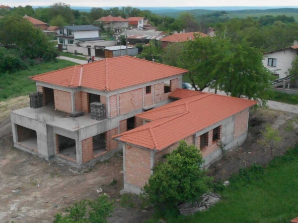 Къща в с. Горица, Област Варна - 477 кв.м за 193 €/кв.м - Снимка #1