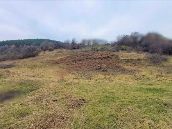 Парцел в Перник, Могиличе - 1928 кв.м за 40 €/кв.м - Снимка #1