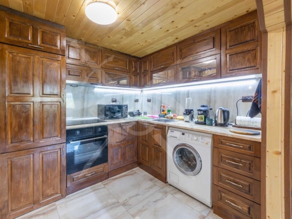 Къща в Варна, м-т Траката - 180 кв.м за 1328 €/кв.м - Снимка #1