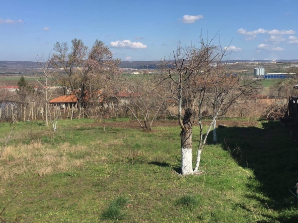 Парцел в с. Езерово, Област Варна - 600 кв.м за 34 €/кв.м - Снимка #1