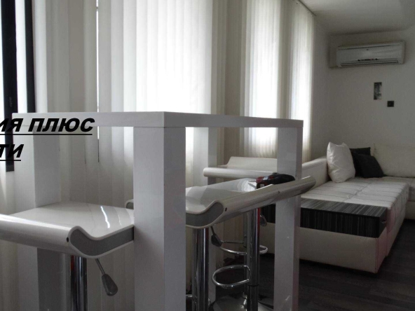 Двустаен апартамент в Пловдив, Кършияка - 60 кв.м за 1917 €/кв.м - Снимка #1