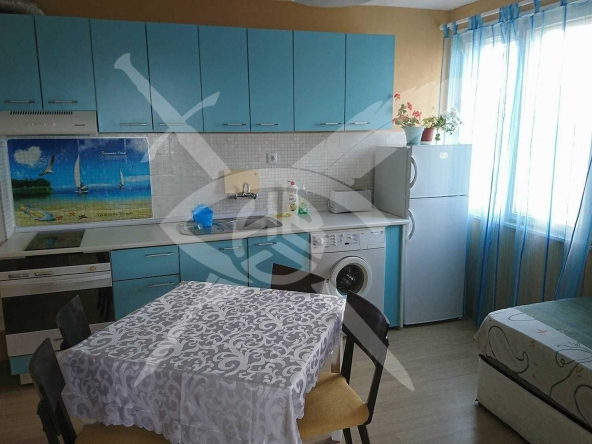 Дава се под наем Тристаен апартамент в с. Чайка, Област Варна - 95 кв.м за 600 € - Снимка #1