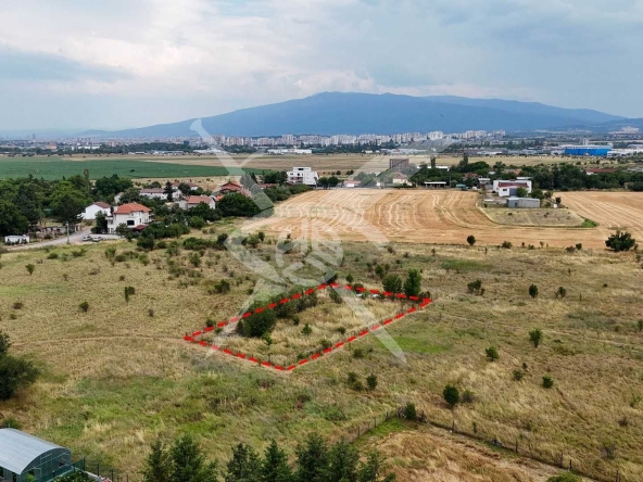 Парцел в с. Волуяк, Област София-град - 1287 кв.м за 117 €/кв.м - Снимка #1