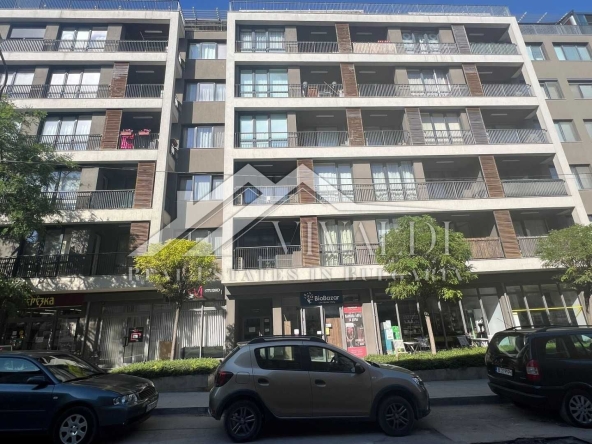 Тристаен апартамент в Варна, Левски - 86 кв.м за 2547 €/кв.м - Снимка #1