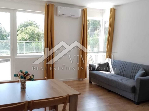 Дава се под наем Двустаен апартамент в Варна, м-т Пчелина - 73 кв.м за 510 € - Снимка #1