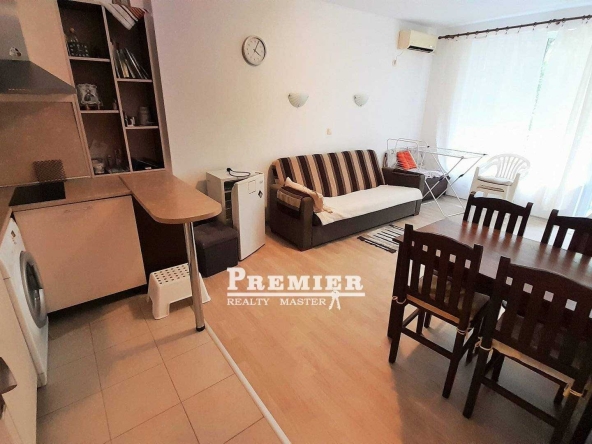 Двустаен апартамент в к.к. Слънчев бряг - 60 кв.м за 1150 €/кв.м - Снимка #1