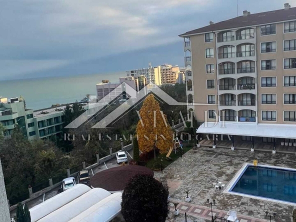 Двустаен апартамент в к.к. Златни пясъци - 68 кв.м за 788 €/кв.м - Снимка #1