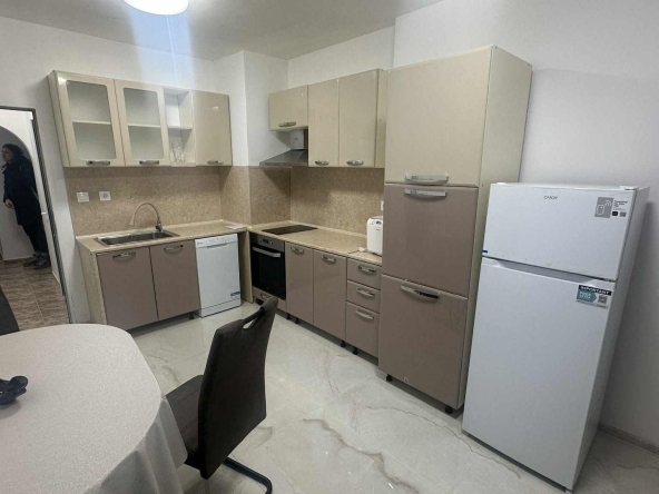 Дава се под наем Тристаен апартамент в София, Разсадника - 100 кв.м за 746.64 € - Снимка #1