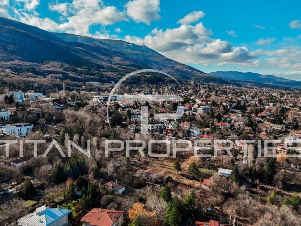 Парцел в София, в.з. Киноцентъра - 1935 кв.м за 204 €/кв.м - Снимка #1