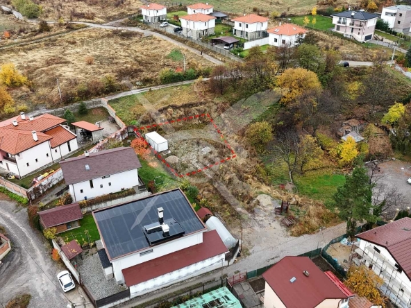 Парцел в с. Бистрица, Област София-град - 560 кв.м за 200 €/кв.м - Снимка #1