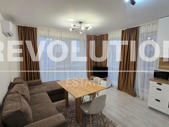 Дава се под наем Двустаен апартамент в Варна, м-т Пчелина - 57 кв.м за 448.8 € - Снимка #1