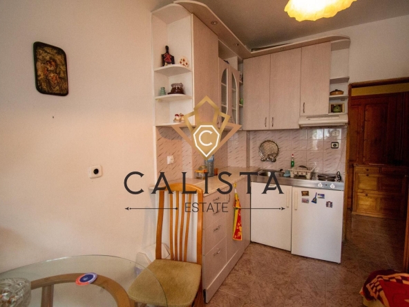 Дава се под наем Едностаен апартамент в София, Медицинска академия - 42 кв.м за 558.45 € - Снимка #1