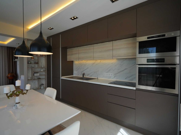 Четиристаен апартамент в Варна, м-т Евксиноград - 143 кв.м за 2518 €/кв.м - Снимка #1