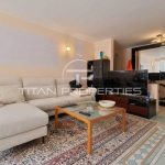 Двустаен апартамент в Пловдив, Център - 86 кв.м за 1919 €/кв.м - Снимка #1