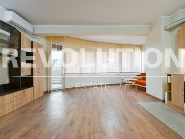 Дава се под наем Двустаен апартамент в София, Зона Б-18 - 70 кв.м за 700 € - Снимка #1