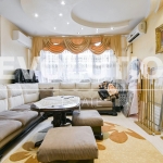 Дава се под наем Четиристаен апартамент в София, Зона Б-5 - 126 кв.м за 1400 € - Снимка #1