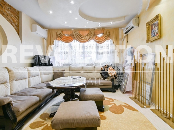 Дава се под наем Четиристаен апартамент в София, Зона Б-5 - 126 кв.м за 1400 € - Снимка #1