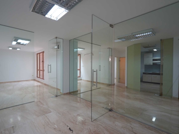 в Варна, Център -  кв.м за 0 €/ - Снимка #1