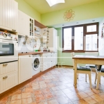 Двустаен апартамент в София, Център - 75 кв.м за 1836 €/кв.м - Снимка #1