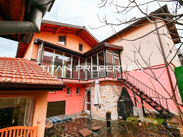 Къща в София, Симеоново - 300 кв.м за 765 €/кв.м - Снимка #1