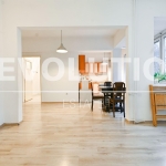 Дава се под наем Тристаен апартамент в София, Център - 110 кв.м за 712.98 € - Снимка #1