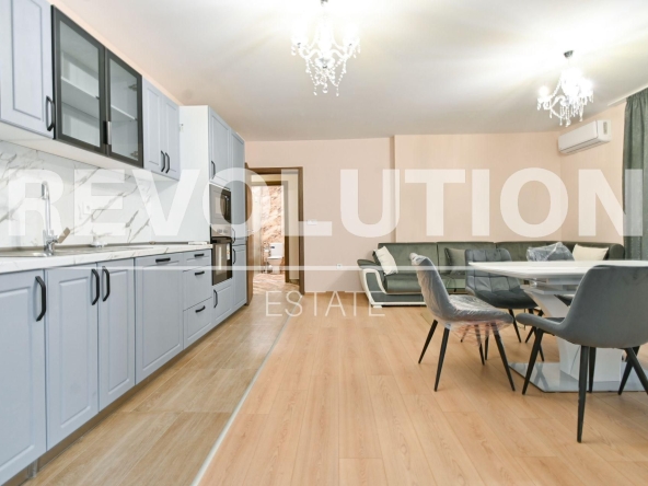 Дава се под наем Тристаен апартамент в София, Дружба 2 - 160 кв.м за 1097.01 € - Снимка #1