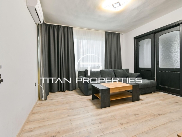 Дава се под наем Тристаен апартамент в София, Гоце Делчев - 90 кв.м за 747.66 € - Снимка #1