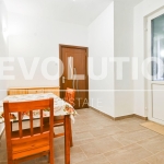 Дава се под наем Офис в София, Център - 106 кв.м за 897.6 € - Снимка #1