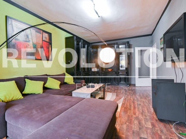 Дава се под наем Двустаен апартамент в София, Сердика - 55 кв.м за 648.21 € - Снимка #1