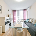 Дава се под наем Тристаен апартамент в София, Изток - 80 кв.м за 817.53 € - Снимка #1