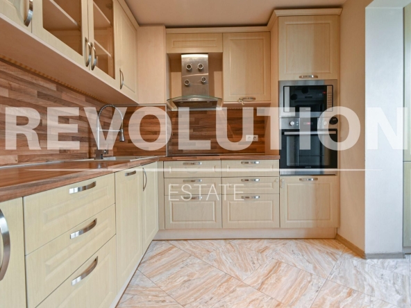 Тристаен апартамент в София, Люлин 9 - 84 кв.м за 1451 €/кв.м - Снимка #1