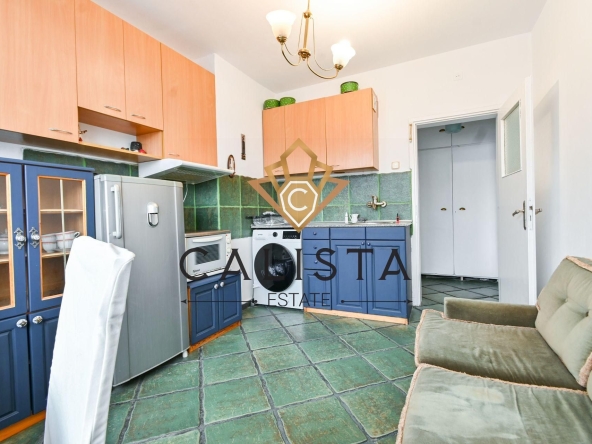 Дава се под наем Двустаен апартамент в София, Бъкстон - 80 кв.м за 597.21 € - Снимка #1