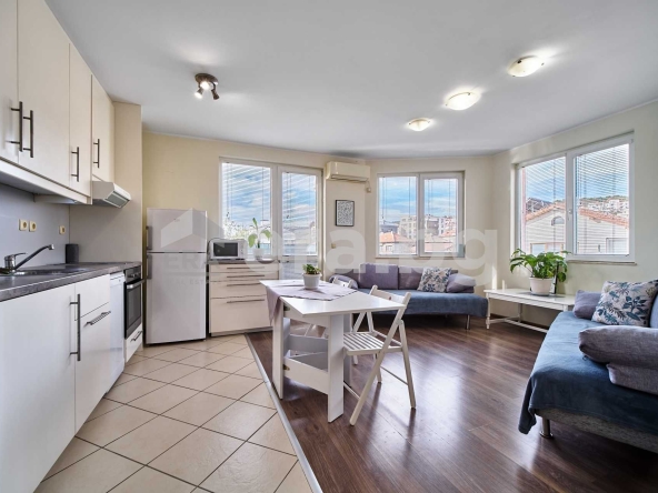 Двустаен апартамент в Варна, Виница - 57 кв.м за 2192 €/кв.м - Снимка #1