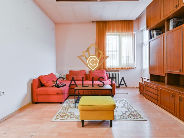 Дава се под наем Двустаен апартамент в София, Център - 65 кв.м за 647.19 € - Снимка #1