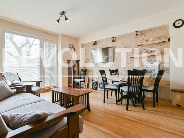 Дава се под наем Тристаен апартамент в София, Център - 80 кв.м за 847.62 € - Снимка #1