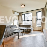 Дава се под наем Тристаен апартамент в София, Зона Б-5 - 97 кв.м за 1246.44 € - Снимка #1